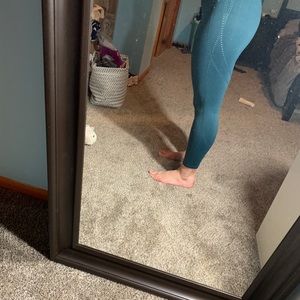 Fabletics Capri leggings
